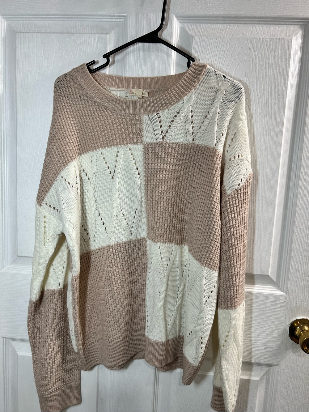 Hem & Thread Colorblock Cable Knit Sweater Size Large Cream Taupe